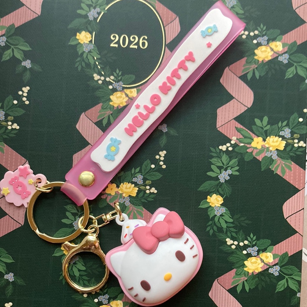 Hello Kitty as a pastry Keychain